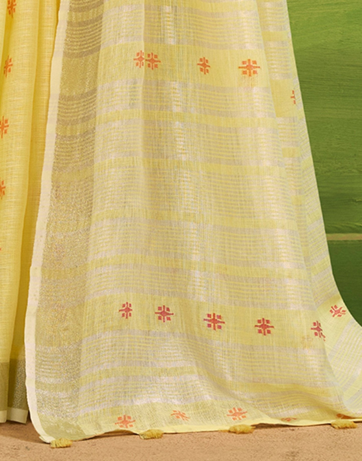 Light Yellow Linen Silk Woven Printed Saree