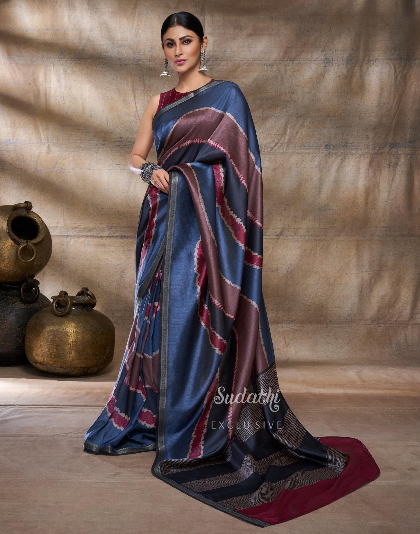 Mouni Roy Rusty Grey Terracotta Silk Saree