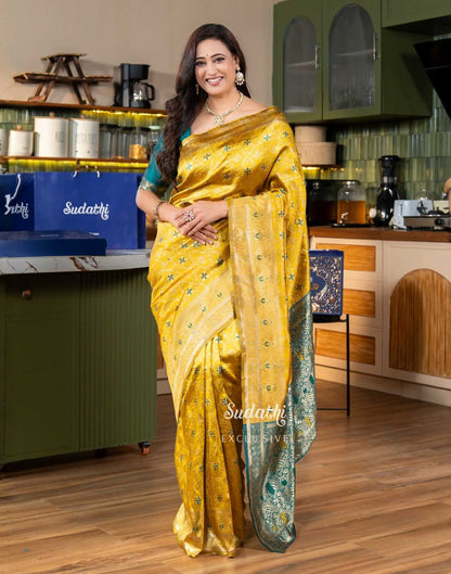 Shweta Tiwari Amber Yellow Banarasi Silk Saree