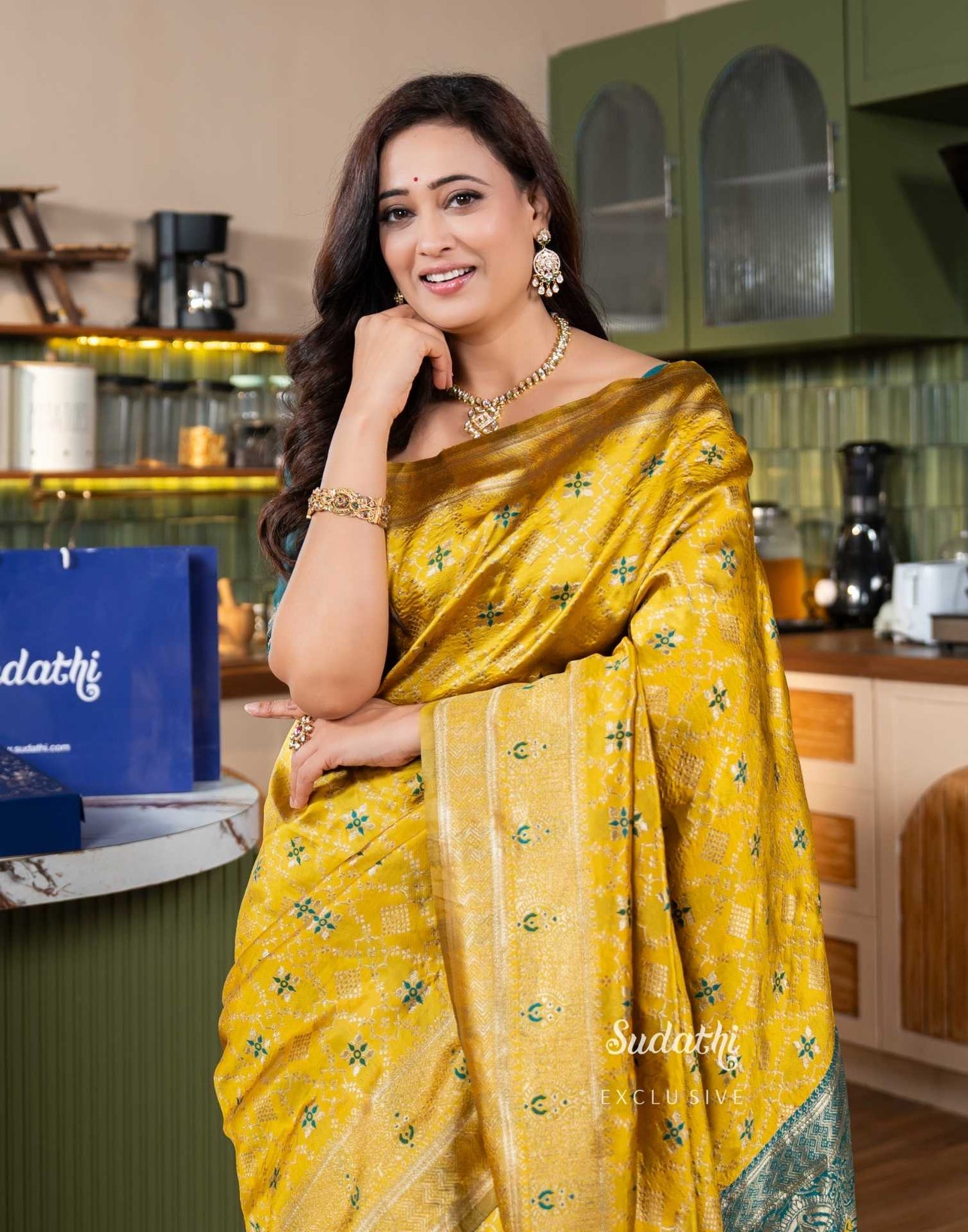 Shweta Tiwari Amber Yellow Banarasi Silk Saree